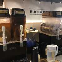 高貴不貴的書香味火鍋：雞湯大叔信義誠品店