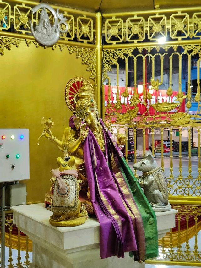 four faced buddha hatyai👍🏻🙏🏼
