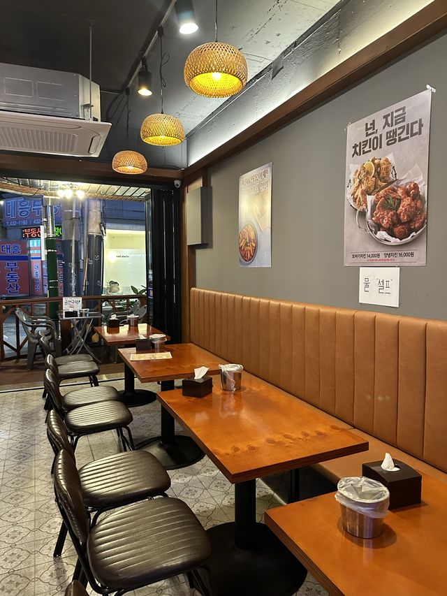 《韓国/ソウル》 地元の方からも愛されるサクッサクのフライドチキン🍗또바기 치킨