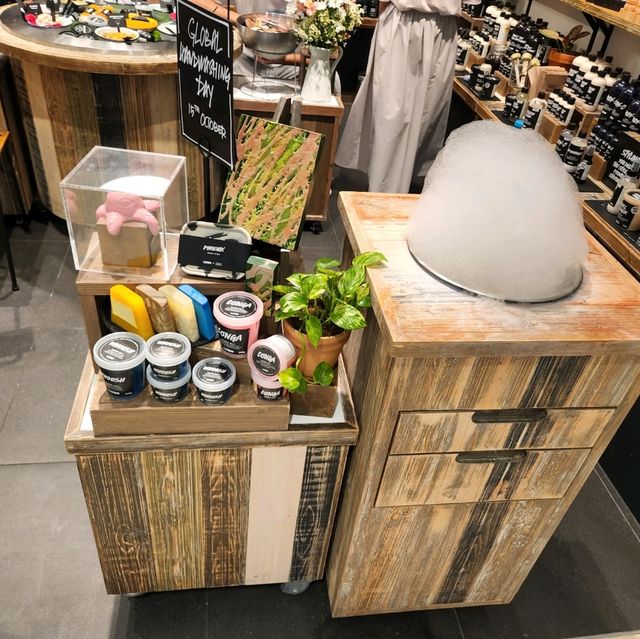 LUSH
