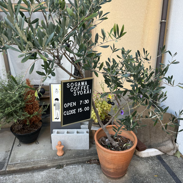 ドリップコーヒーが250円で楽しめるコーヒースタンド