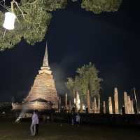 เผาเทียน เล่นไฟสุโขทัยย