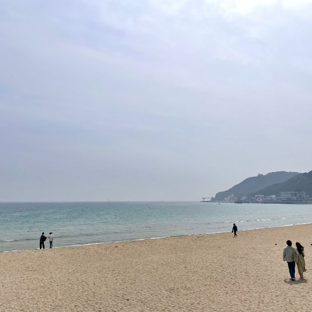여유로운 부산 송정해수욕장🌊