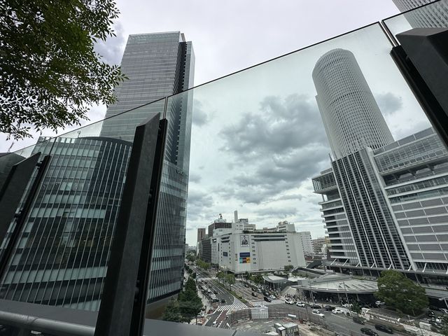 愛知・名古屋。JR名古屋駅前の『大名古屋ビルヂング』の『スカイガーデン』は夜景も楽しめる人の少ない穴場です。