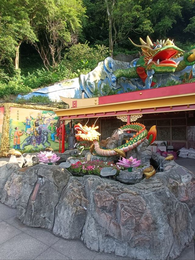 洪爐地南山福德宮