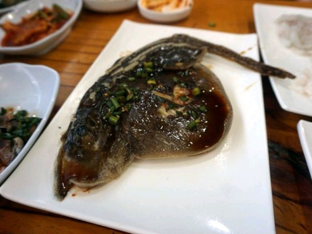 스끼다시 하나부터 고급진 세꼬시 맛집! 가성비맛집!