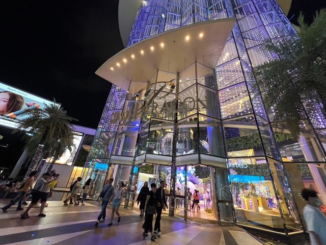 สยามพารากอน ในยามค่ำคืน ✨🛍️