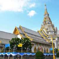 ไหว้พระวัดหลวงพ่อโสธร เมืองแปดริ้ว