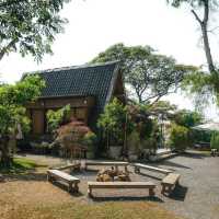 THREE ICONIC คาเฟ่สไตล์ญี่ปุ่นกลางสวน คาเฟ่ปทุมธานี