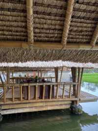 峇里田園餐廳🍴Ubud人氣水上用餐🙉Bebek Tebasari Resto☺️