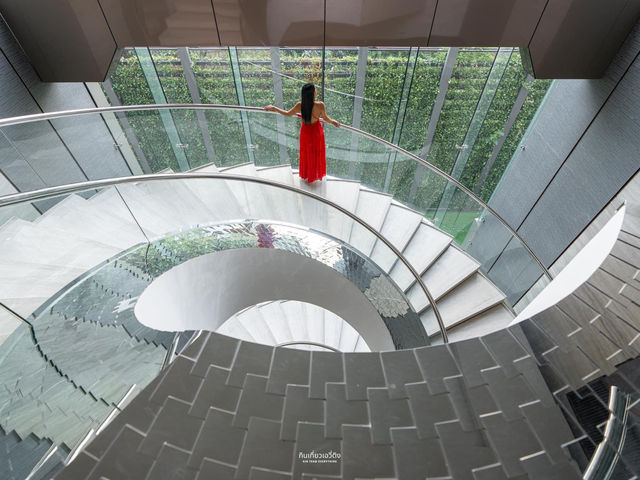 ชวนแฟนมานอนโรงแรมสุดหรูย่ายสุขุมวิท