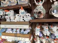 全球首個魔雪奇緣園區～World of Frozen