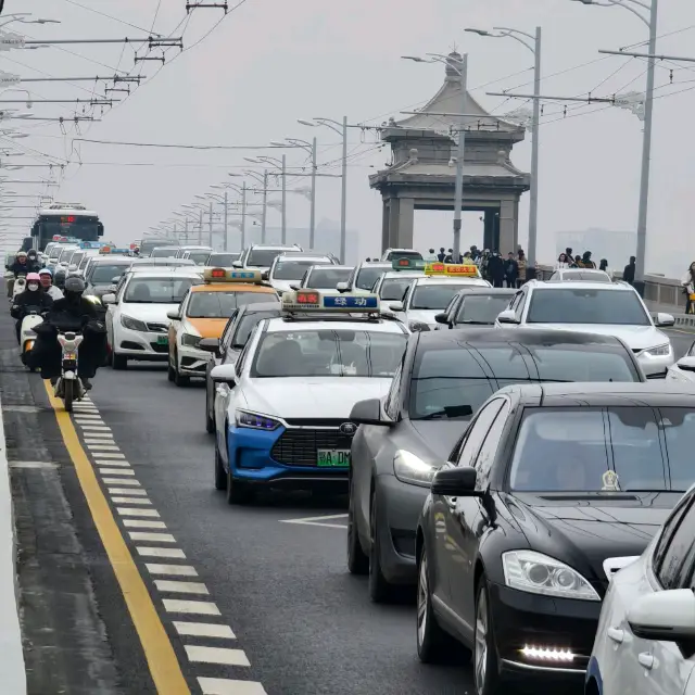 震憾的長江大橋