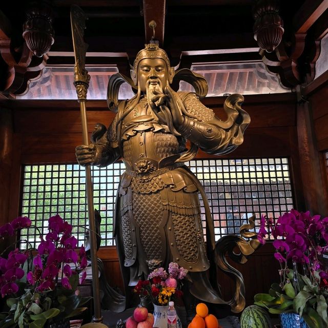 Jing An Temple วัดเก่าแก่ใจกลางเซี่ยงไฮ้