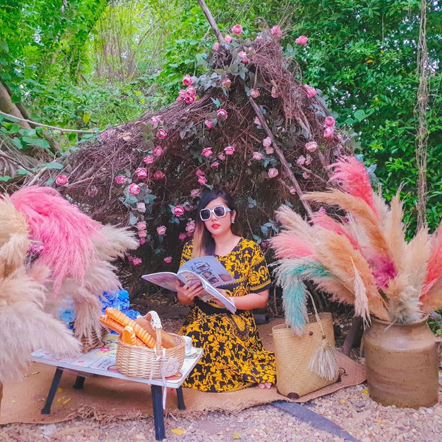  ปาฎีคาเฟ่ คาเฟ่ในสวนดอกไม้ สไตล์ยุโรป ระยอง