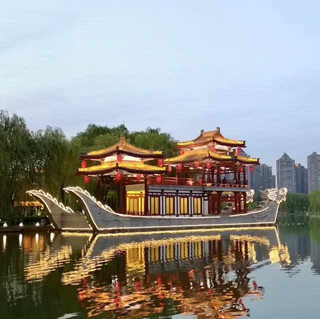 Enchanted Evenings at Tang Paradise in Xi'an 🌟🌸