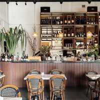 The Cafe & Bar