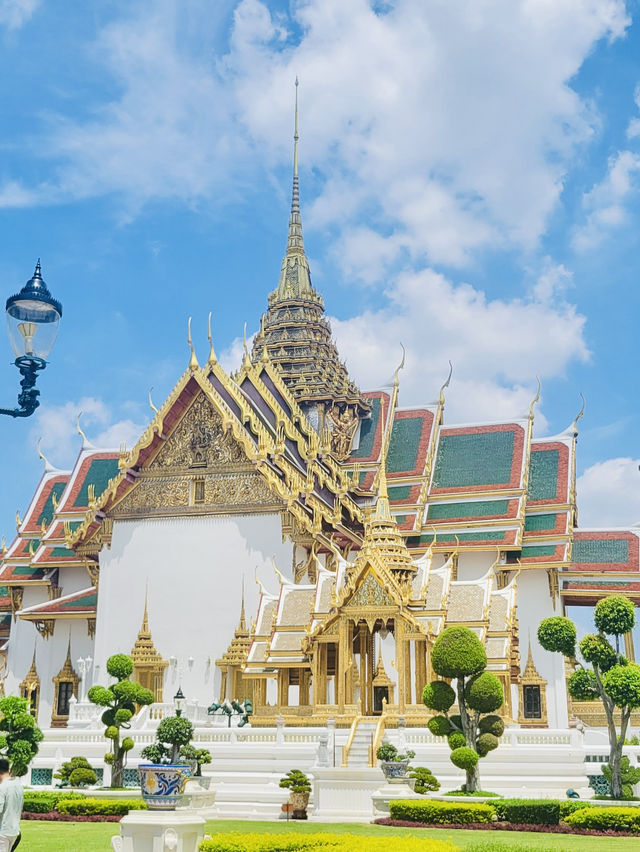 Stunning temples and rich Thai culture to visit ❤️