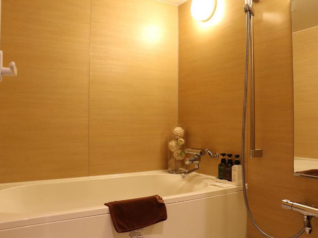 Nipponbashi Luxe Hotel