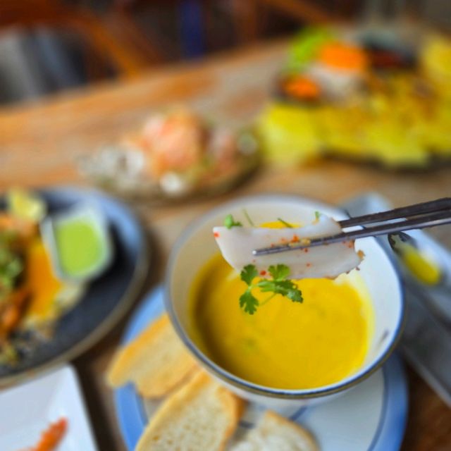 베트남 여행 나트랑 맛집 Nôm Nôm Restaurant & Cafe