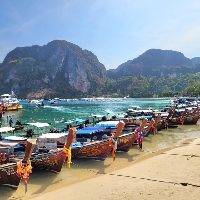 Phi Phi Saii