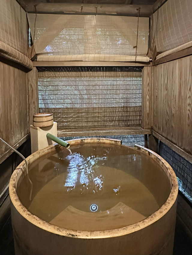 【箱根小涌谷温泉　水の音】　３つの貸し切り露天風呂で寛ぐ