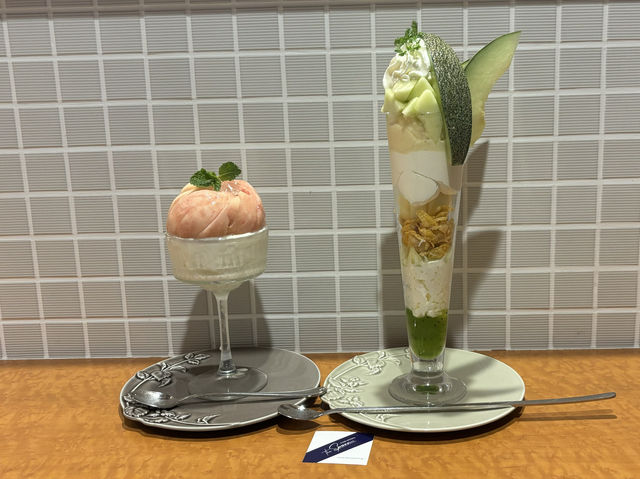 【福岡カフェ】新鮮なフルーツを使ったパフェ専門店