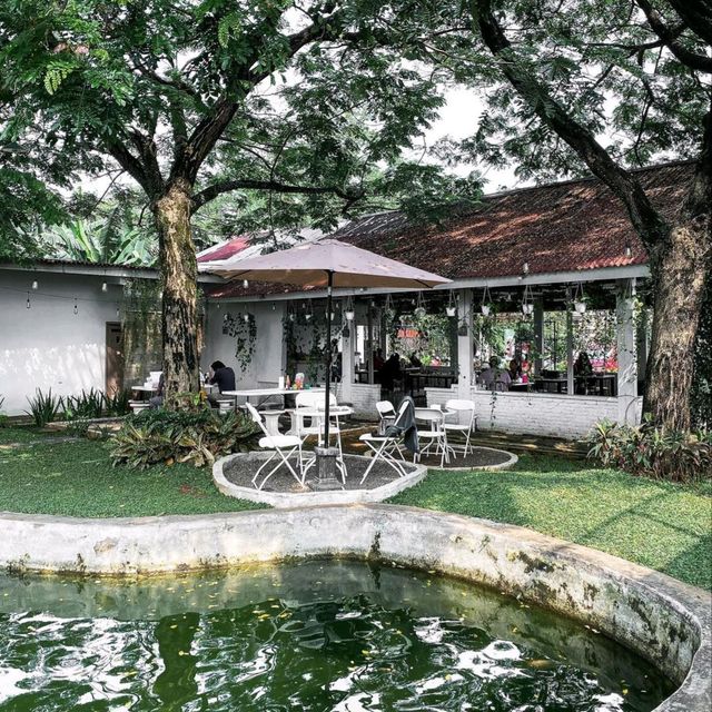 RUPA MELATI SPACE | A COOL OUTDOR CONCEPT RESTAURANT IN SOUTH TANGERANG