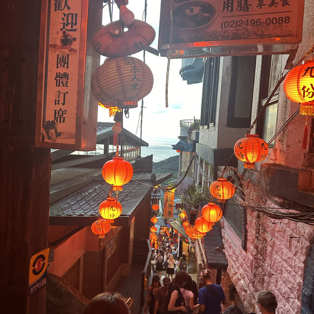 【台灣九份】燈籠夜景，適合黃昏時分的浪漫之旅