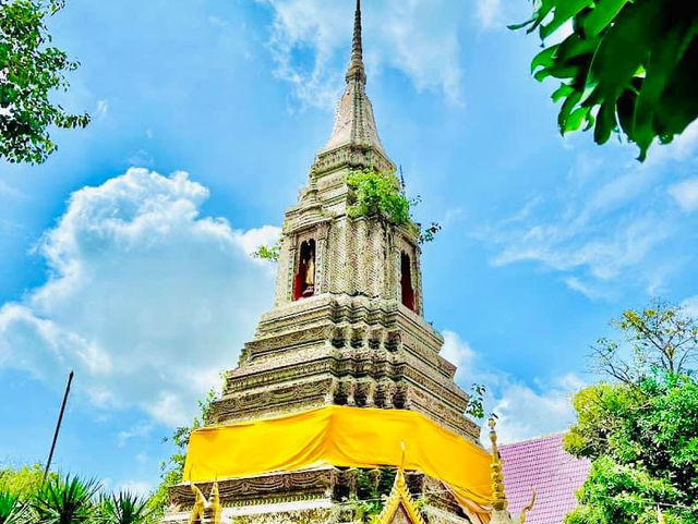 กราบหลวงพ่อปาน ลอดใต้อุโบสถเสริมมงคล