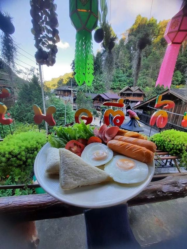 📍โฮมสเตย์ บ้านอัญชัญ แม่กำปอง