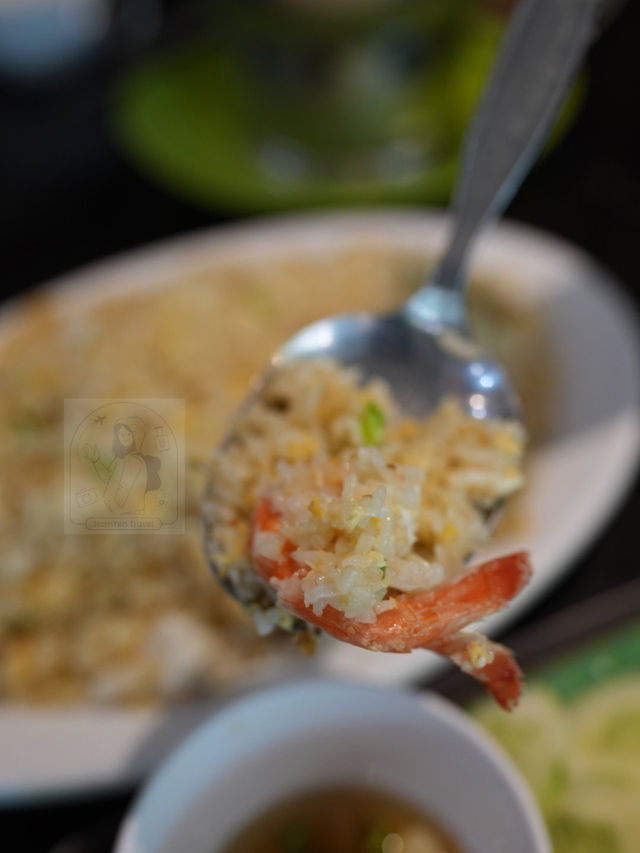 🦑 ครัวธารา อร่อยจนต้องบอกต่อ