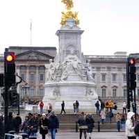 💂🇬🇧英國白金漢宮與衛兵交接🇬🇧💂‍♂️