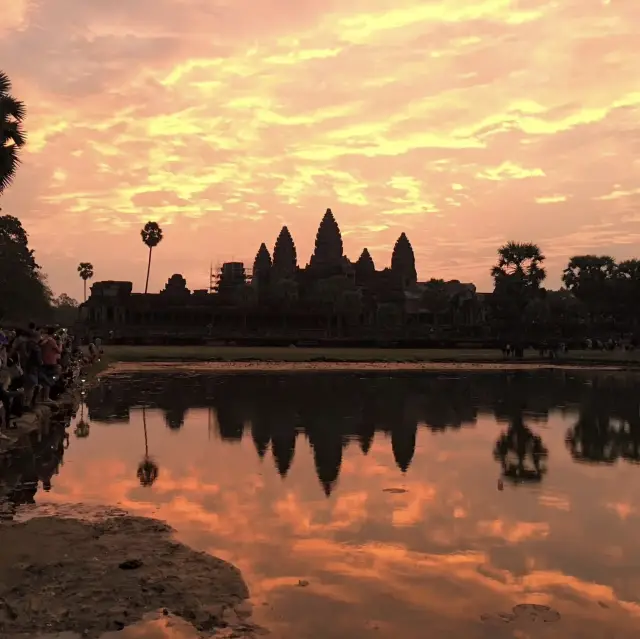 Chasing the First Light at Angkor Wat
