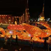 เที่ยวงานประเพณีไหลเรือไฟ หลวงพระบาง