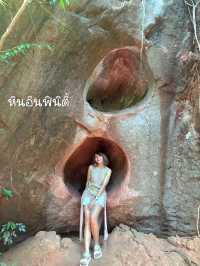 ถ้ำนาคี  เศรียรพญานาคทั้ง 9  นครพนม
