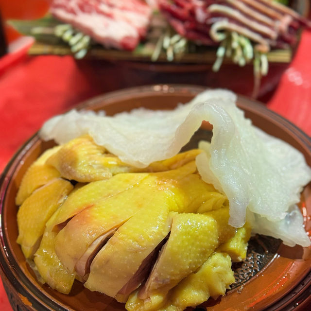 大滾友花膠雞湯冇得輸