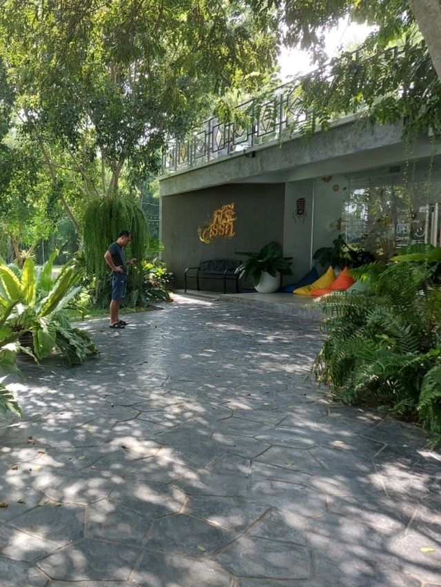ศรีสรรค์ คาเฟ่ขนมไทย ในเพชรบุรี