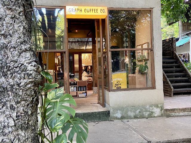 GRAPH coffee co (โครงการบ้านข้างวัด)