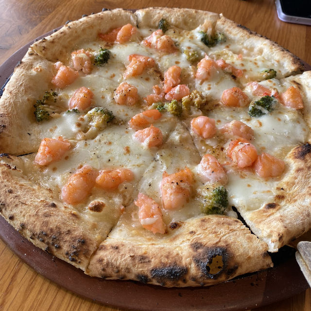 PIZZA 4P's พิซซ่าเตาถ่านโฮมเมด