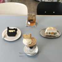 【韓国】最近ホットなカフェプレイスのムンレドンにあるカフェ🐱