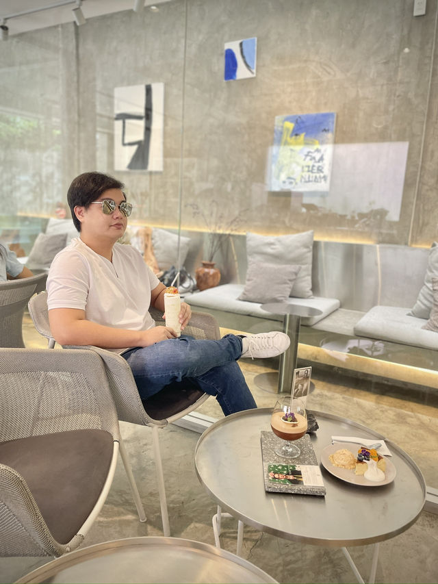 Laze BKK คาเฟ่ชิคๆที่ซอยสุทธิสาร