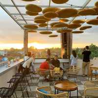 Who would have thought that in Maguwo there would be a rooftop coffee & eatery that had such a beaut