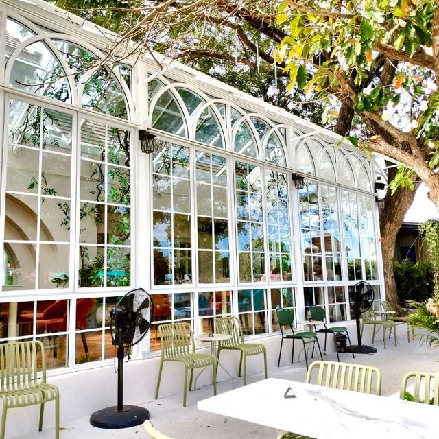 ☘️คาเฟ่นั่งชิลริมน้ำ ญาน คาเฟ่จันทบุรี