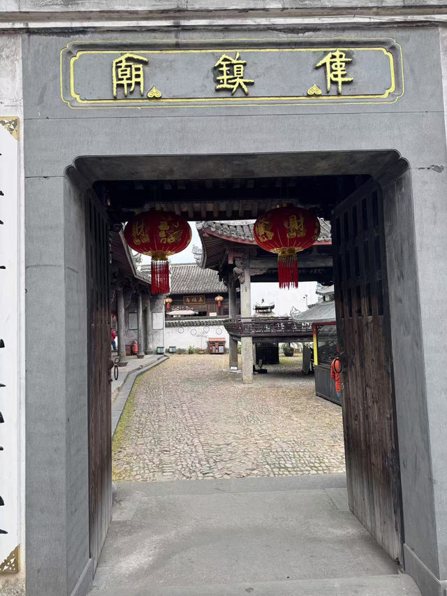 🌟 時光穿梭，崇仁古鎮之行🏯✨