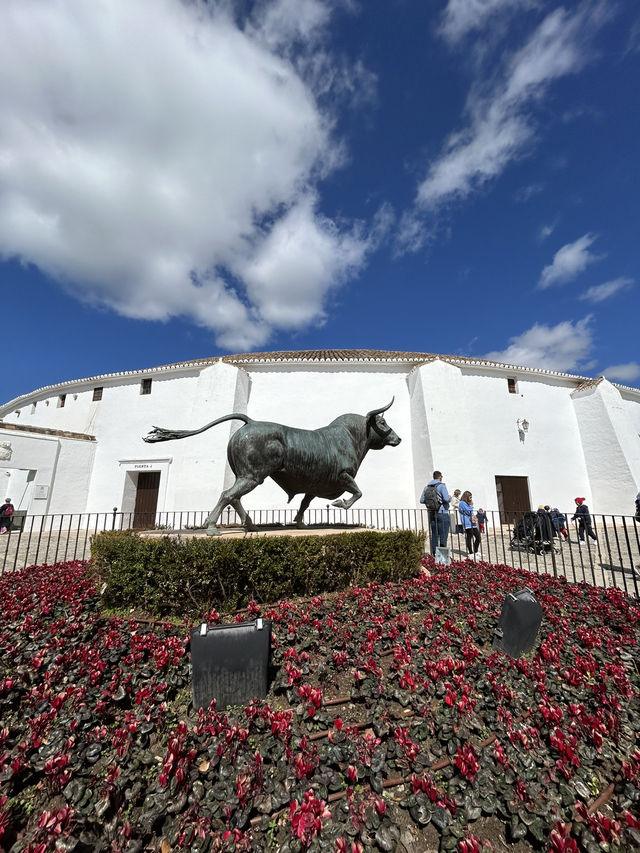 【スペイン】断崖絶壁の上に立つ街ロンダ