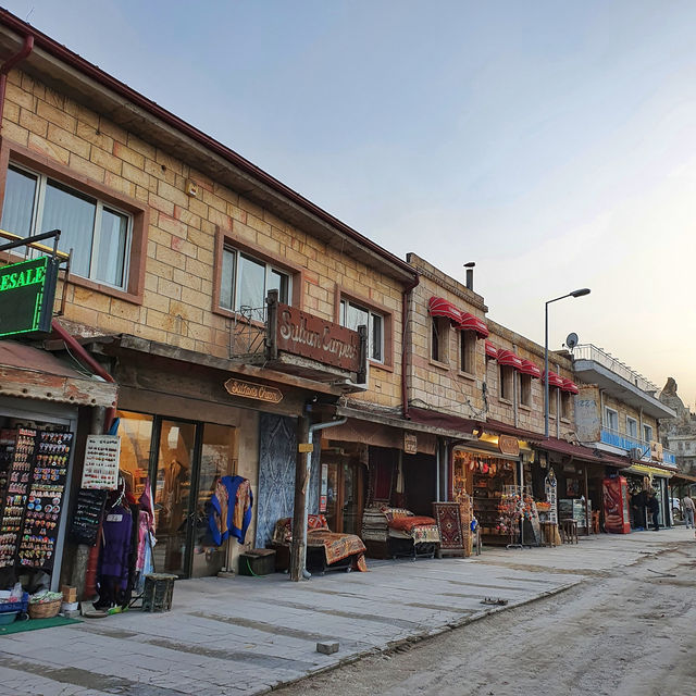 🇹🇷튀르키예 카파도키아 괴레메 마을 우주 행성같은 이색적인 풍경