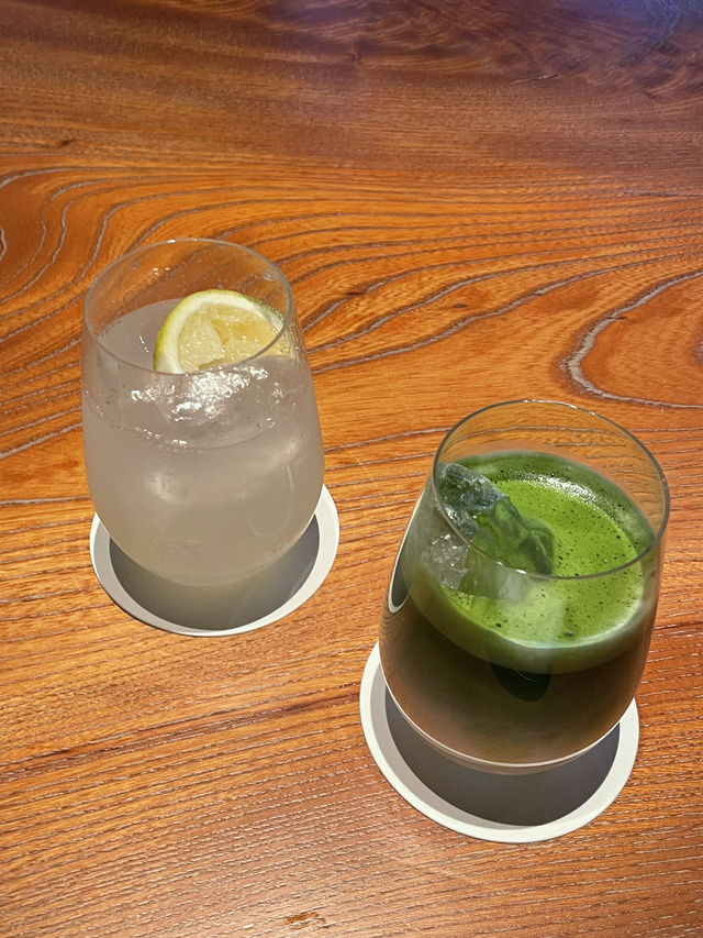 마음을 가라앉히는 차분한 도쿄 힐링 카페🍵