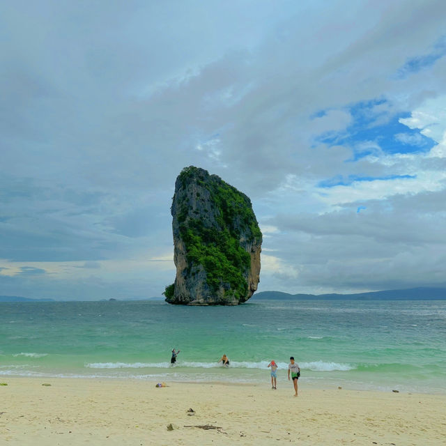 ทัวร์4เกาะกระบี่ แฮปปี้ตลอดทริป🌴