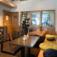 A Cherry on Top: Re:s cafe bar & sweets